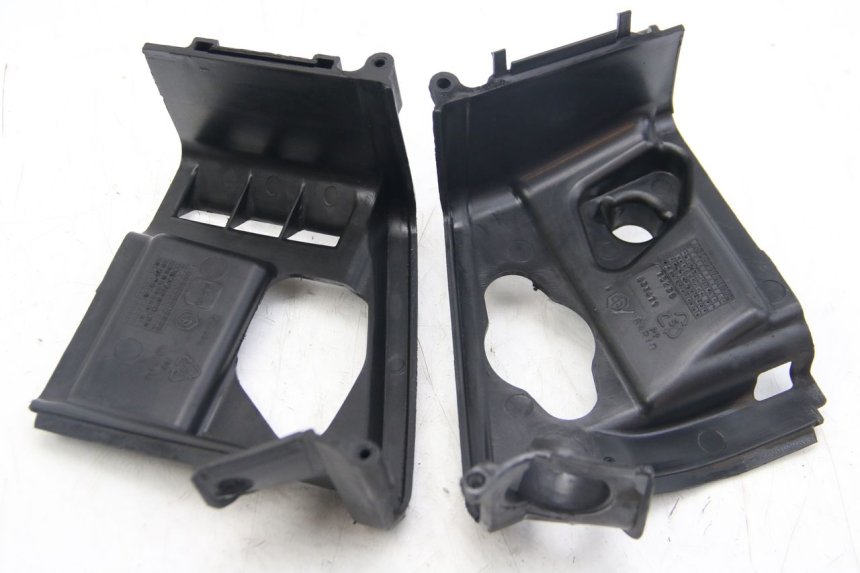 photo de ZYLINDERABDECKUNG APRILIA SCARABEO 4T 50 (2009 - 2017) - Geprüftes Gebrauchtteil