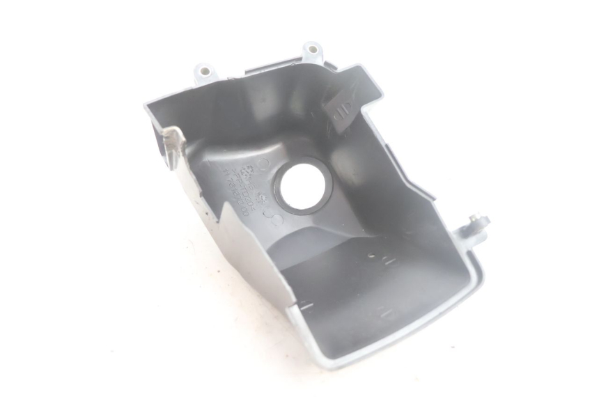 photo de ZYLINDER ABDECKUNG PEUGEOT STREETZONE NAKED 2T 50 (2014 - 2018) - Details der Befestigungspunkte