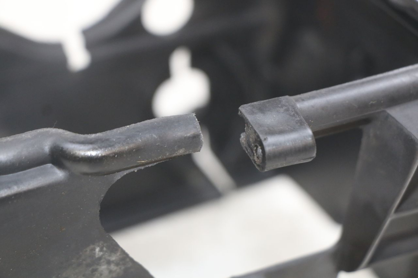 photo de ZYLINDERABDECKUNG SYM SYMPHONY 125 (2009 - 2015) - Geprüftes Gebrauchtteil