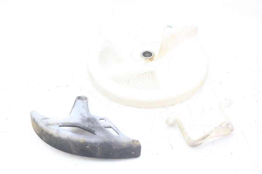 photo de BREMSSCHEIBENABDECKUNG HONDA CRF 250 (2010 - 2013) - Detailansicht des Bauteils