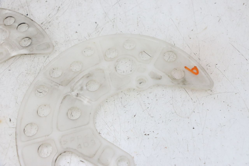 photo de BREMSSCHEIBE VERKLEIDUNG YAMAHA YFM R RAPTOR 250 (2008 - 2014) - Technische Nahaufnahme