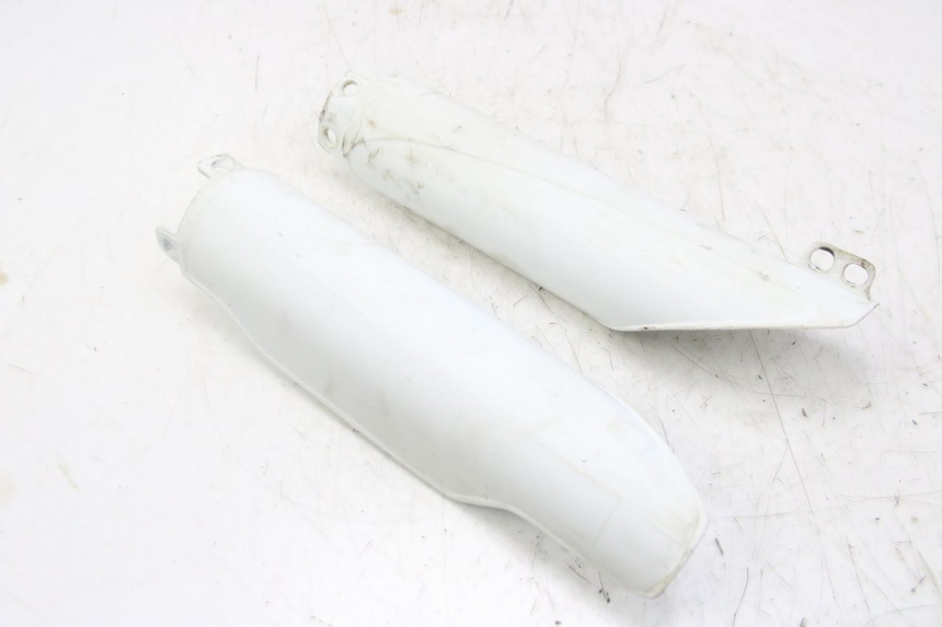 photo de GABELVERKLEIDUNG HONDA CRF CR-F RX 450 (2017 - 2021) - Details der Befestigungspunkte