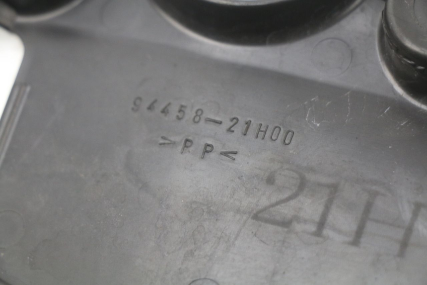 photo de GABEL VERKLEIDUNG SUZUKI GSX-R GSXR K16 1000 (2012 - 2016) - Detailansicht des Bauteils