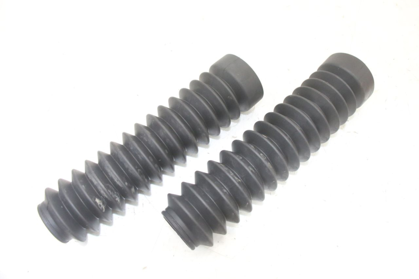 photo de GABEL VERKLEIDUNG KYMCO STRYKER OFF ROAD 125 (1999 - 2005) - Zoom auf Gebrauchszustand