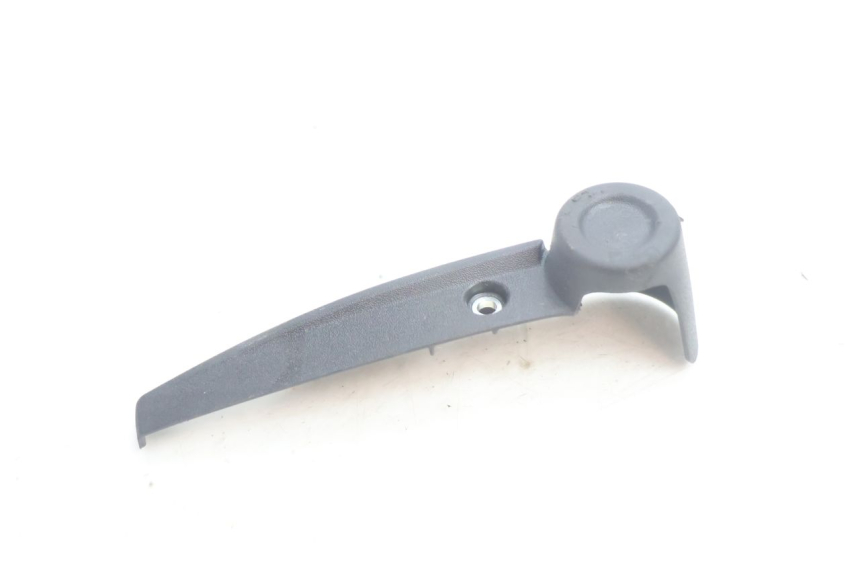 photo de GABEL VERKLEIDUNG PIAGGIO MP3 HPE 530 (2022 - 2026) - Detailansicht des Bauteils