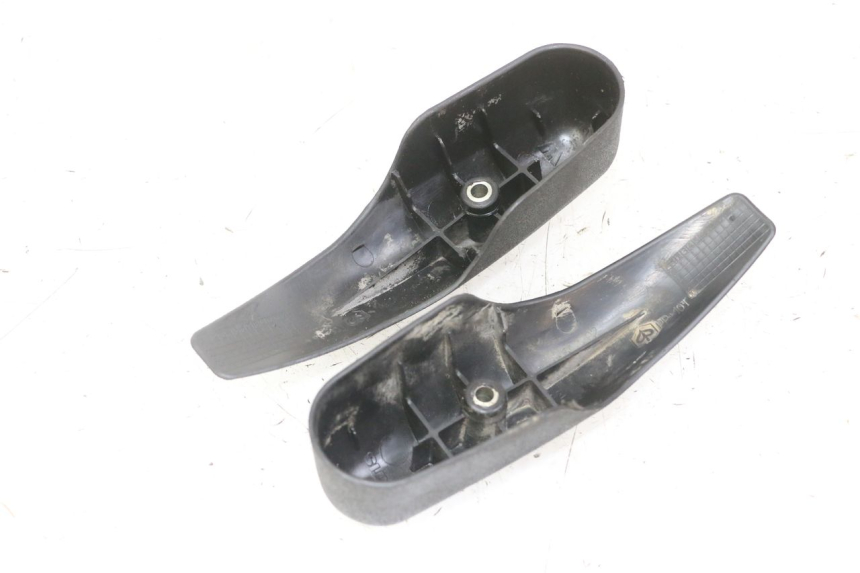 photo de GABELABDECKUNG PIAGGIO MP3 LT 300 (2010 - 2016) - Detailansicht des Bauteils