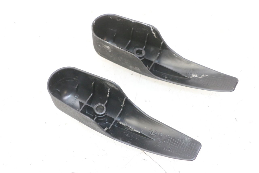 photo de GABEL VERKLEIDUNG PIAGGIO MP3 500 (2011 - 2015) - Detailansicht des Bauteils