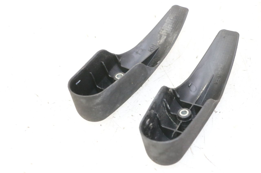 photo de GABEL VERKLEIDUNG PIAGGIO MP3 500 (2011 - 2015) - Detailansicht des Bauteils
