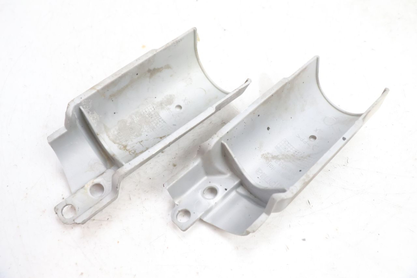 photo de GABEL VERKLEIDUNG APRILIA SCARABEO GT 125 (1999 - 2007) - Alternative Perspektive