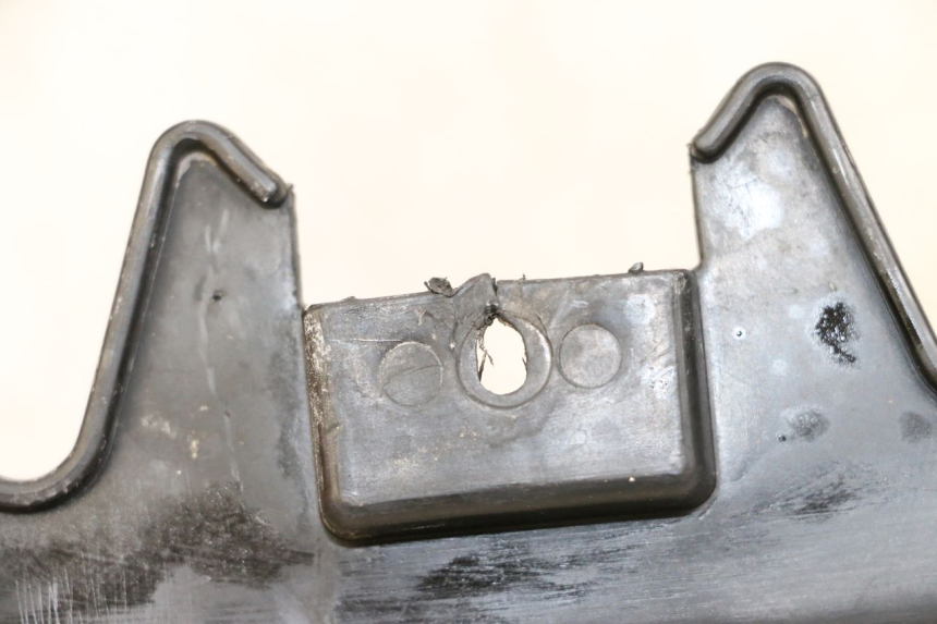 photo de GABEL VERKLEIDUNG PEUGEOT STREETZONE 2T 50 (2014 - 2019) - Detailansicht des Bauteils