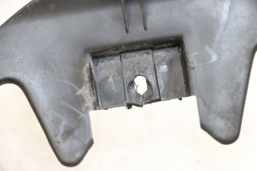 photo de GABEL VERKLEIDUNG PEUGEOT STREETZONE 2T 50 (2014 - 2019) - Zoom auf Gebrauchszustand