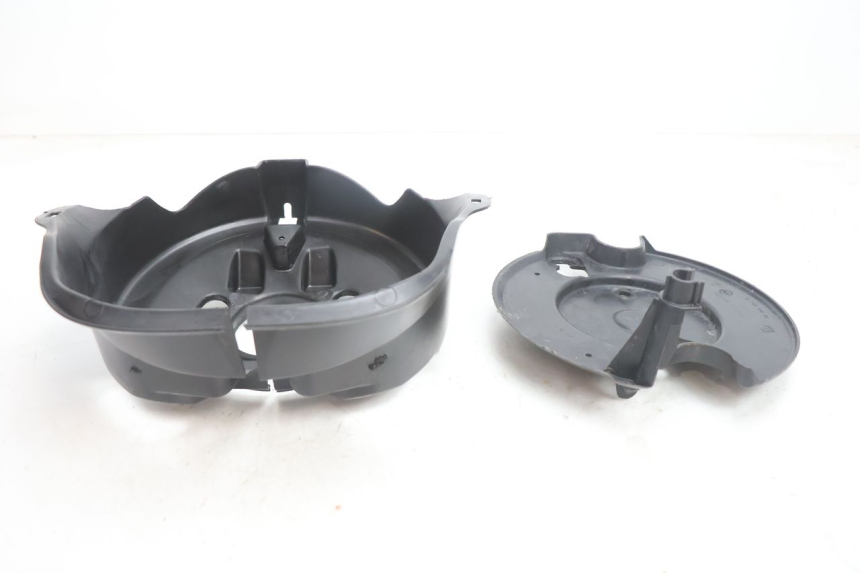 photo de GABEL VERKLEIDUNG PEUGEOT TREKKER TKR 50 (2005 - 2014) - Detailansicht des Bauteils