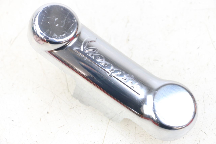 photo de GABEL VERKLEIDUNG PIAGGIO VESPA PRIMAVERA 4T 50 (2021 - 2024) - Hauptansicht