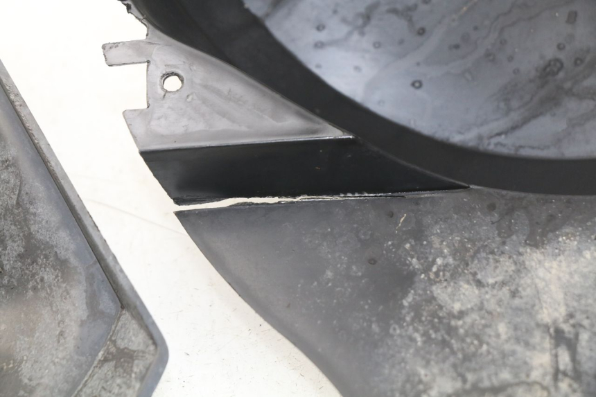 photo de GABEL VERKLEIDUNG JM MOTORS VIPER 2T 50 (2015 - 2022) - Zoom auf Gebrauchszustand