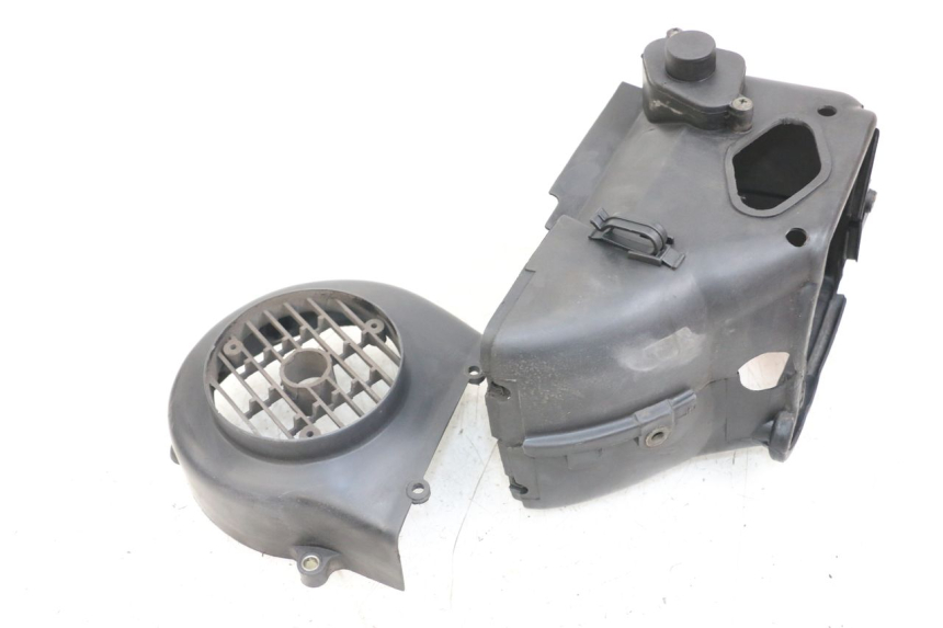 photo de MOTORABDECKUNG KYMCO AGILITY 4T 50 (2005 - 2018) - Detailansicht des Bauteils