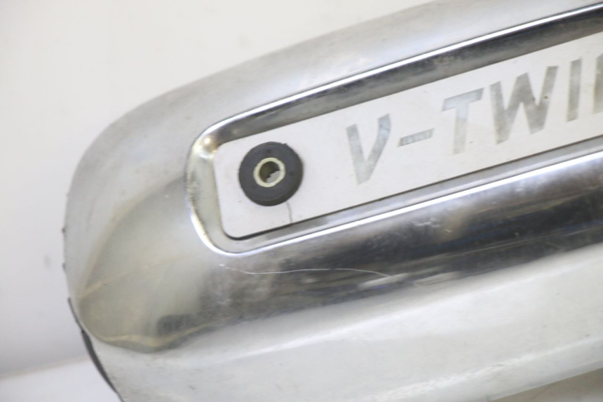 photo de MOTOR ABDECKUNG HYOSUNG GV AQUILA 125 (2000 - 2009) - Zoom auf Gebrauchszustand