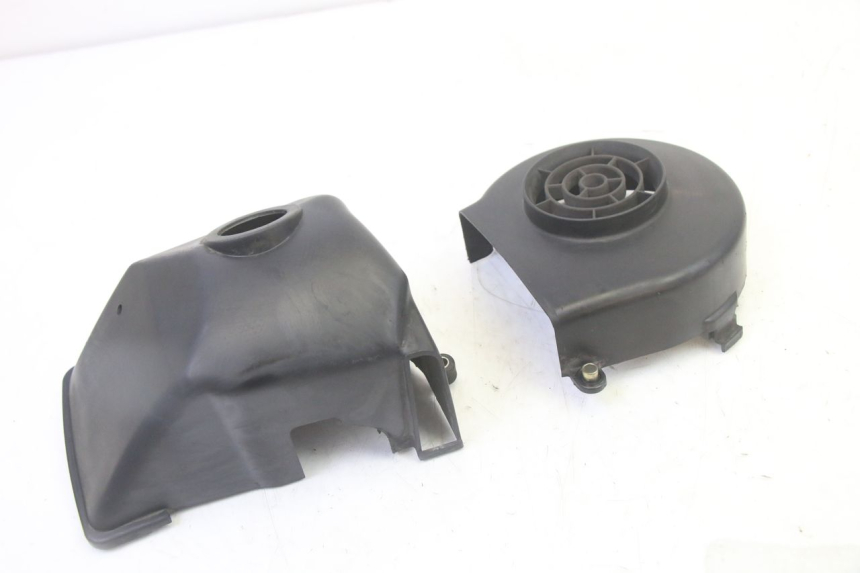 photo de MOTOR ABDECKUNG PEUGEOT CITYSTAR 50 (2013 - 2017) - Detailansicht des Bauteils