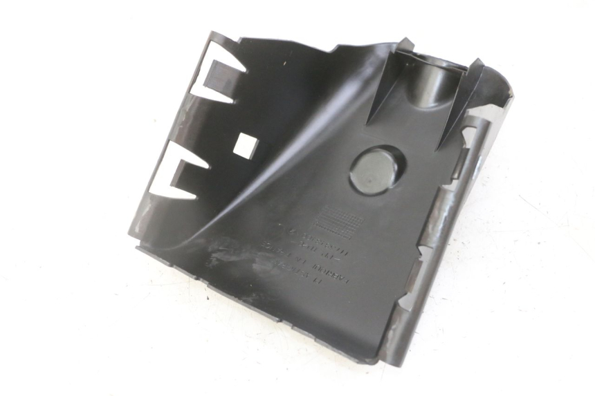 photo de MOTOR ABDECKUNG PEUGEOT ELYSEO 125 (1999 - 2004) - Technische Nahaufnahme