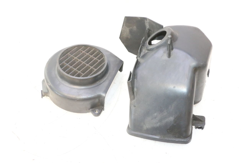 photo de MOTOR ABDECKUNG PEUGEOT ELYSTAR 50 (2002 - 2014) - Details der Befestigungspunkte