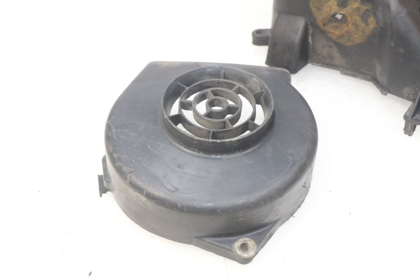 photo de MOTORABDECKUNG PEUGEOT KISBEE 2T 50 (2010 - 2017) - Oberflächenzustand und Material