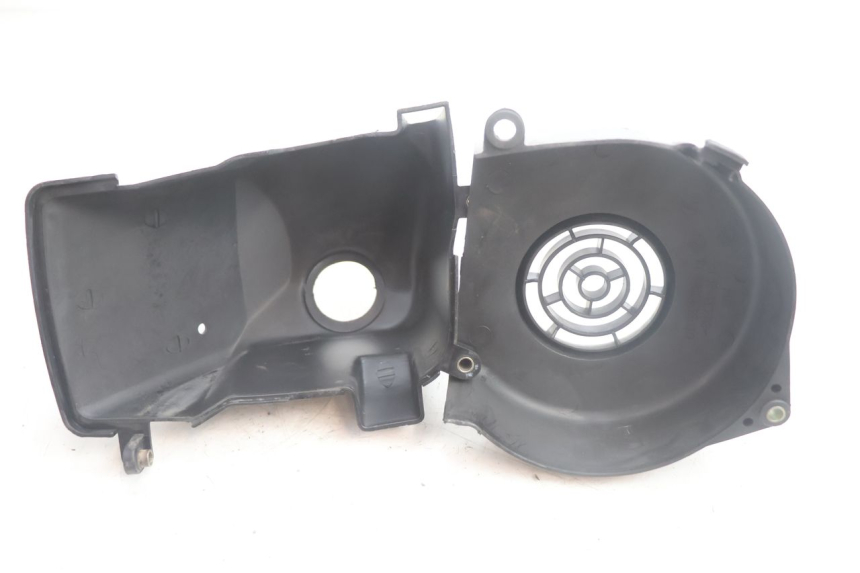 photo de MOTORABDECKUNG PEUGEOT KISBEE 2T 50 (2010 - 2017) - Details der Befestigungspunkte
