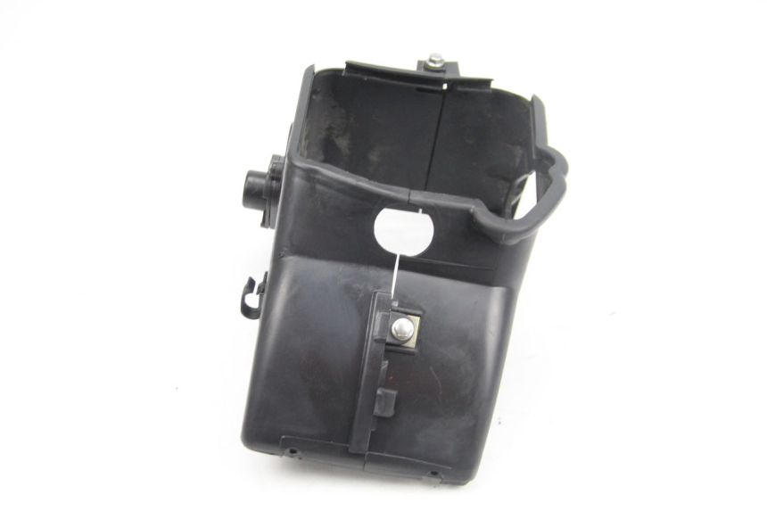 photo de MOTOR ABDECKUNG PEUGEOT KISBEE 4T 50 (2018 - 2022) - Zoom auf Gebrauchszustand