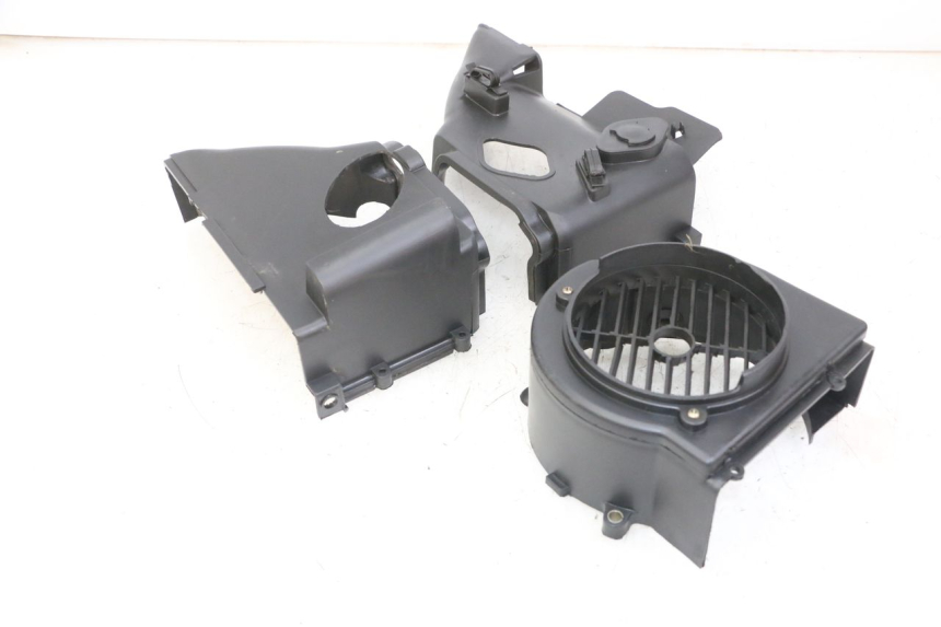 photo de MOTOR ABDECKUNG PEUGEOT VIVACITY 125 (2010 - 2017) - Alternative Perspektive