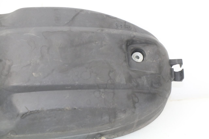 photo de MOTORABDECKUNG YAMAHA XMAX X-MAX 125 (2006 - 2009) - Details der Befestigungspunkte