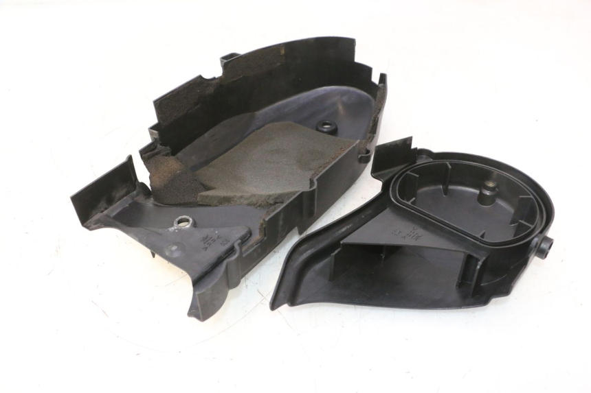 photo de MOTORABDECKUNG YAMAHA YP MAJESTY 125 (1998 - 2001) - Zoom auf Gebrauchszustand