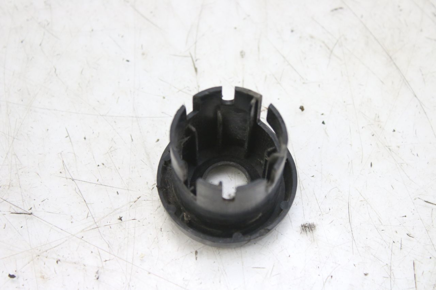 photo de ZÜNDSCHLOSSABDECKUNG MBK BOOSTER SPIRIT 50 (2004 - 2017) - Detailansicht des Bauteils