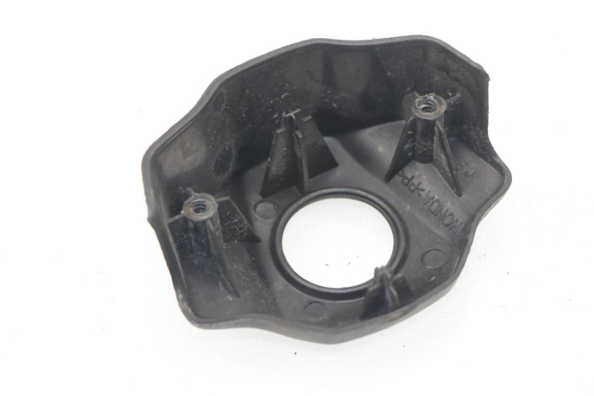 photo de ZÜNDSCHLOSSABDECKUNG HONDA CBF 125 (2009 - 2015) - Detailansicht des Bauteils