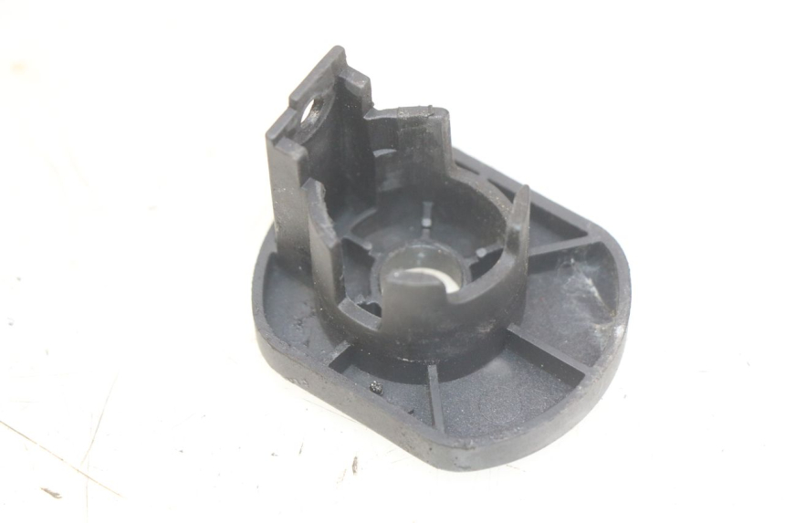 photo de ZÜNDSCHLOSSABDECKUNG SYM CROX 4T 50 (2016 - 2023) - Zoom auf Gebrauchszustand