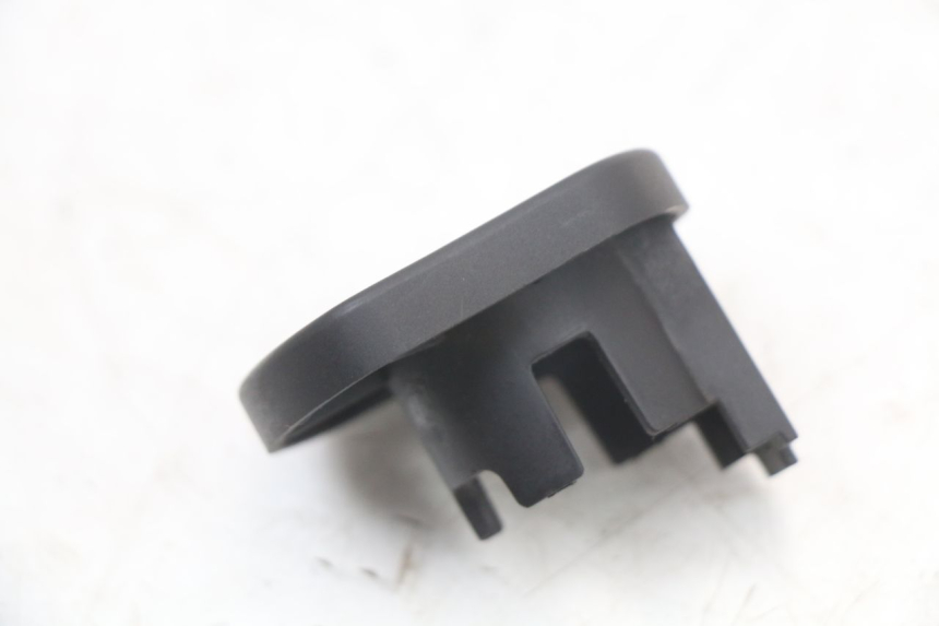 photo de ZÜNDSCHLOSSABDECKUNG SYM CROX 4T 50 (2016 - 2023) - Zoom auf Gebrauchszustand