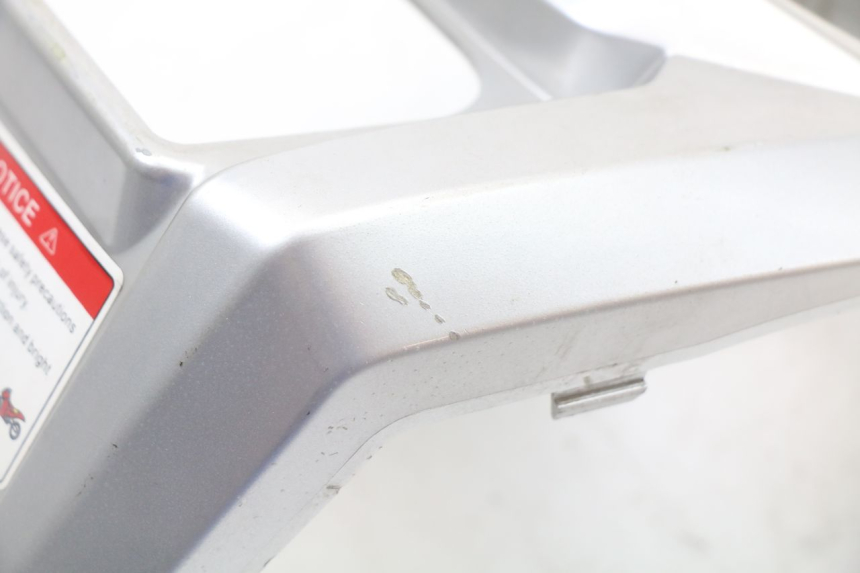 photo de ZÜNDSCHLOSSABDECKUNG LONGJIA EASY MAX 125 (2020 - 2024) - Details der Befestigungspunkte