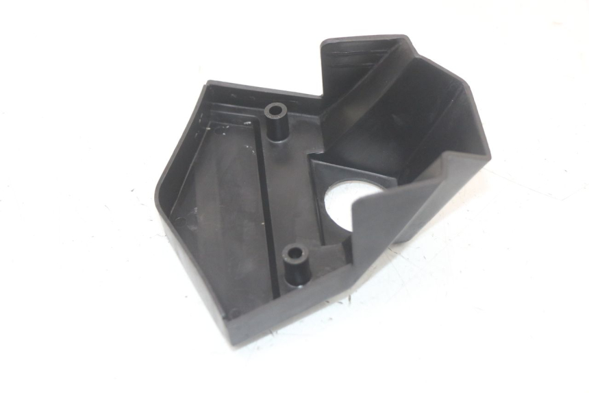 photo de ZÜNDSCHLOSSABDECKUNG KAWASAKI GTR 1000 (1994 - 2004) - Details der Befestigungspunkte