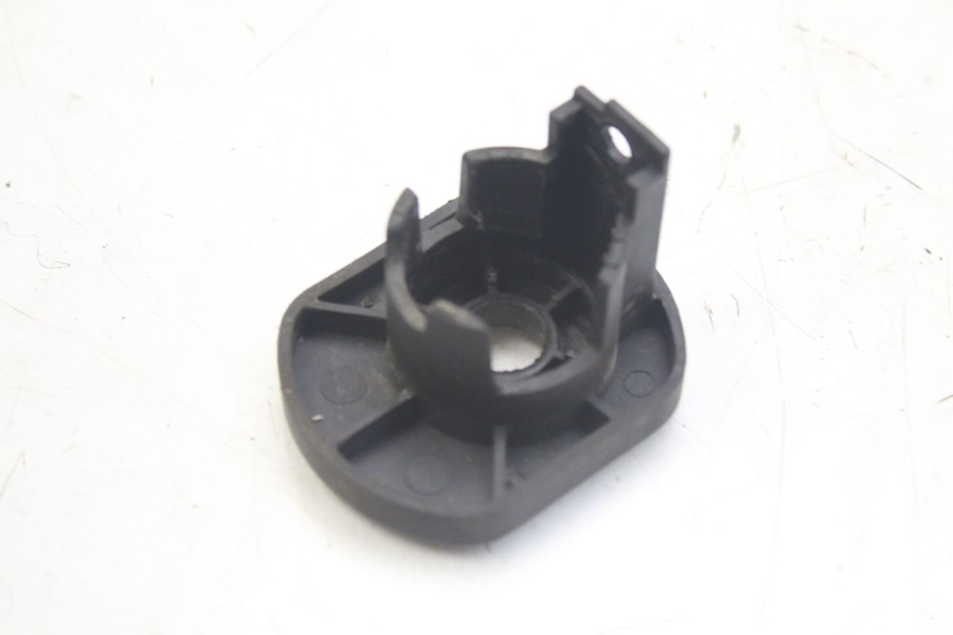 photo de ZÜNDSCHLOSSABDECKUNG SYM ORBIT 2 4T 50 (2018 - 2022) - Detailansicht des Bauteils