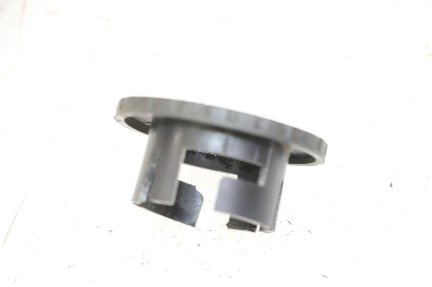 photo de ZÜNDSCHLOSSABDECKUNG PEUGEOT TWEET 4T 50 (2014 - 2019) - Detailansicht des Bauteils