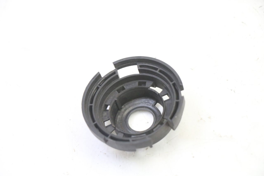 photo de ZÜNDSCHLOSSABDECKUNG PEUGEOT SATELIS 250 (2006 - 2012) - Zoom auf Gebrauchszustand