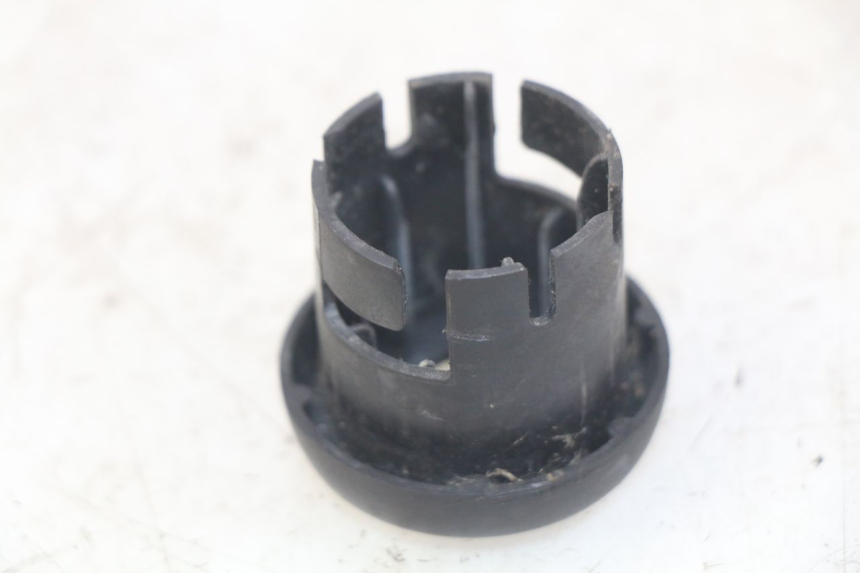 photo de ZÜNDSCHLOSSABDECKUNG MBK SKYLINER 125 (1998 - 2001) - Zoom auf Gebrauchszustand