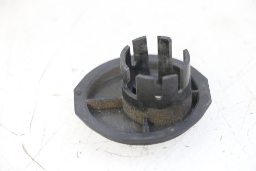 photo de ZÜNDSCHLOSSABDECKUNG SUZUKI BURGMAN 125 (2015 - 2017) - Detailansicht des Bauteils