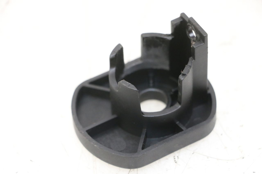 photo de ZÜNDSCHLOSSABDECKUNG SYM ORBIT 2 4T 50 (2018 - 2022) - Detailansicht des Bauteils