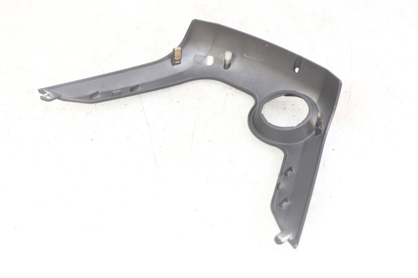 photo de ZÜNDSCHLOSSABDECKUNG YAMAHA X-MAX XMAX 125 (2010 - 2013) - Detailansicht des Bauteils