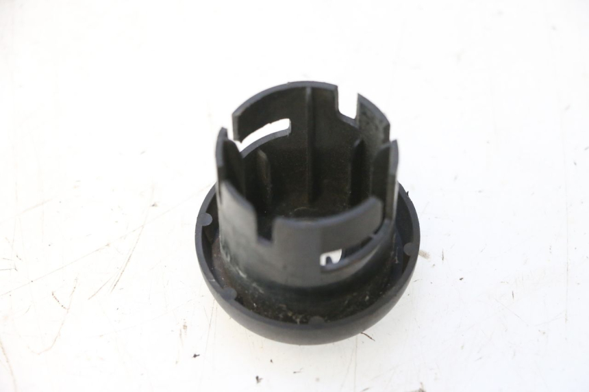photo de ZÜNDSCHLOSSABDECKUNG YAMAHA YP MAJESTY 125 (1998 - 2001) - Detailansicht des Bauteils