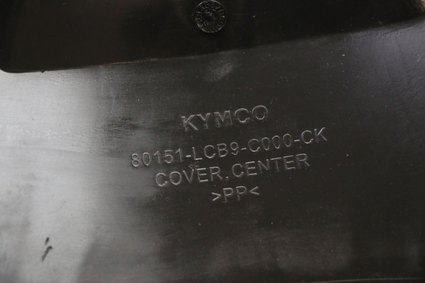 photo de SITZBANKABDECKUNG KYMCO AGILITY 4T 50 (2005 - 2018) - Gesamtansicht des Produkts
