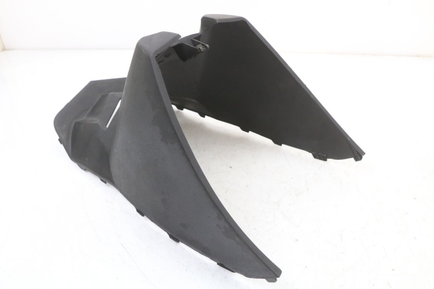 photo de UNTER SITZ VERKLEIDUNG KYMCO AGILITY FR 2T 50 (2012 - 2017) - Technische Nahaufnahme