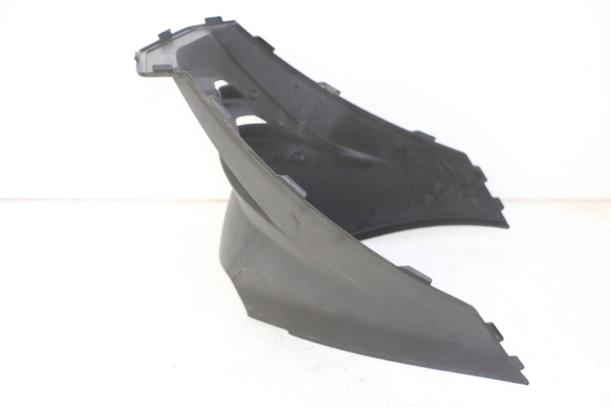 photo de SITZBANKABDECKUNG KYMCO AGILITY NAKED RENOUVO 2T 50 (2011 - 2018) - Detailansicht des Bauteils