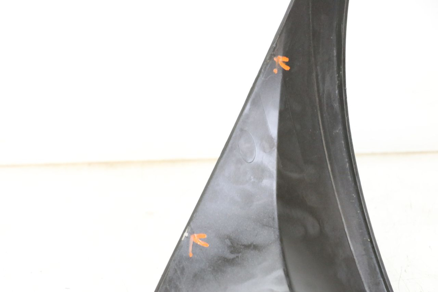 photo de UNTER SITZ VERKLEIDUNG APRILIA SR MOTARD 50 (2012 - 2018) - Detailansicht des Bauteils