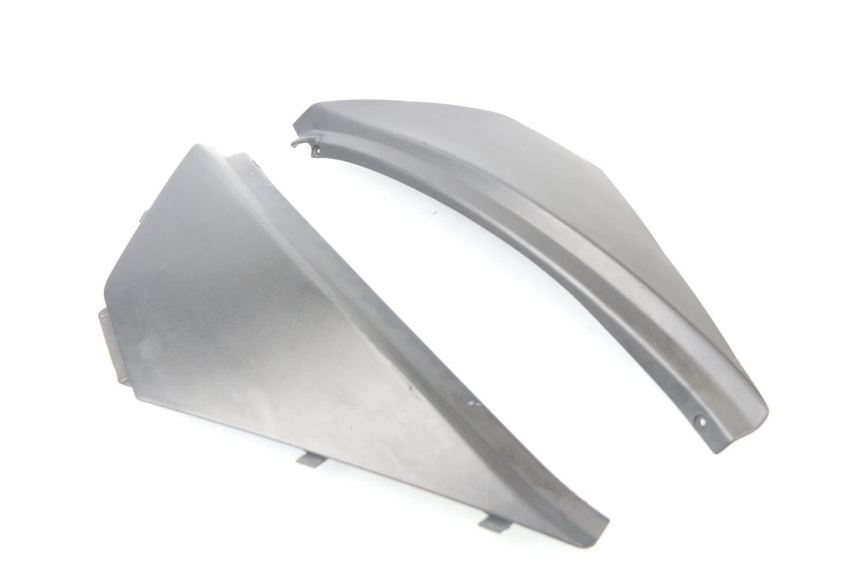 photo de UNTER SITZ VERKLEIDUNG APRILIA ATLANTIC 125 (2003 - 2009) - Alternative Perspektive