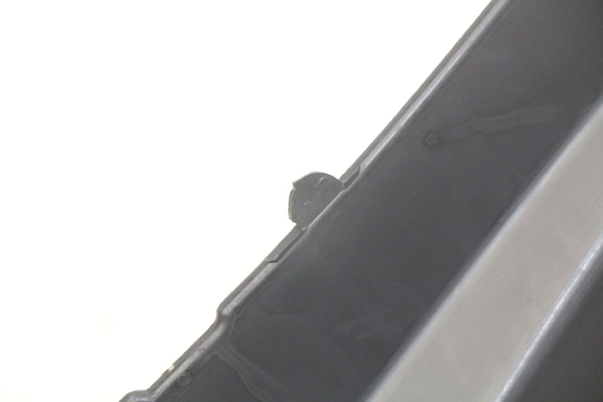 photo de SITZBANKABDECKUNG ORCAL CAVARO 4T 50 (2019 - 2023) - Detailansicht des Bauteils