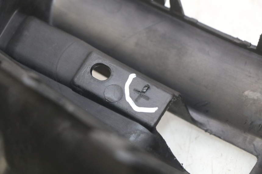 photo de SITZBANKABDECKUNG PEUGEOT CITYSTAR 125 (2011 - 2017) - Alternative Perspektive